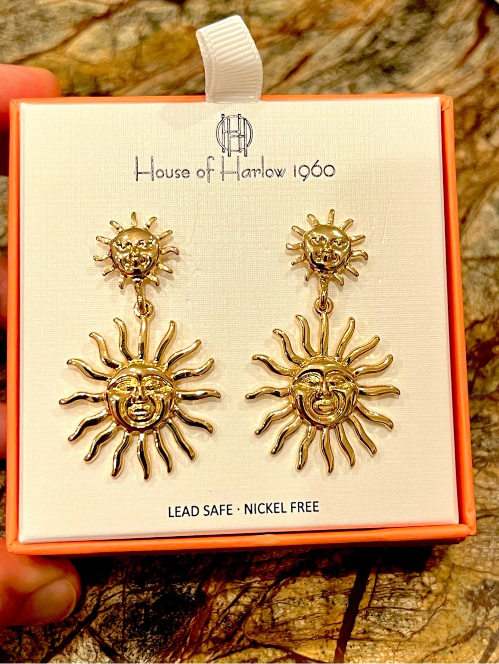 House of Harlow 1960 Novelty Sun drop earrings in gold - Picture 4 of 8